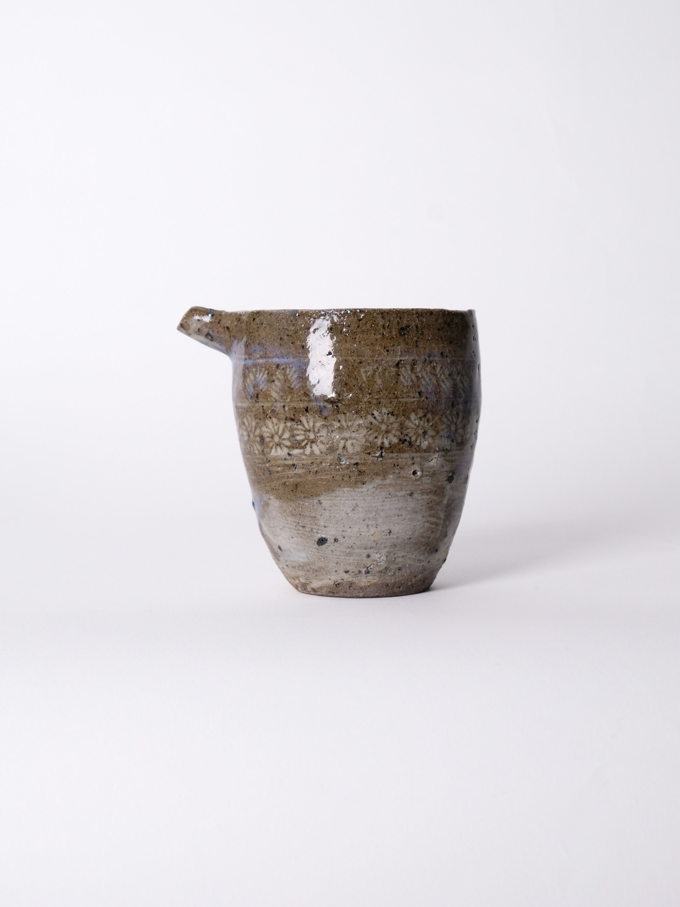 藁灰三島片口 | 商品 | つたう