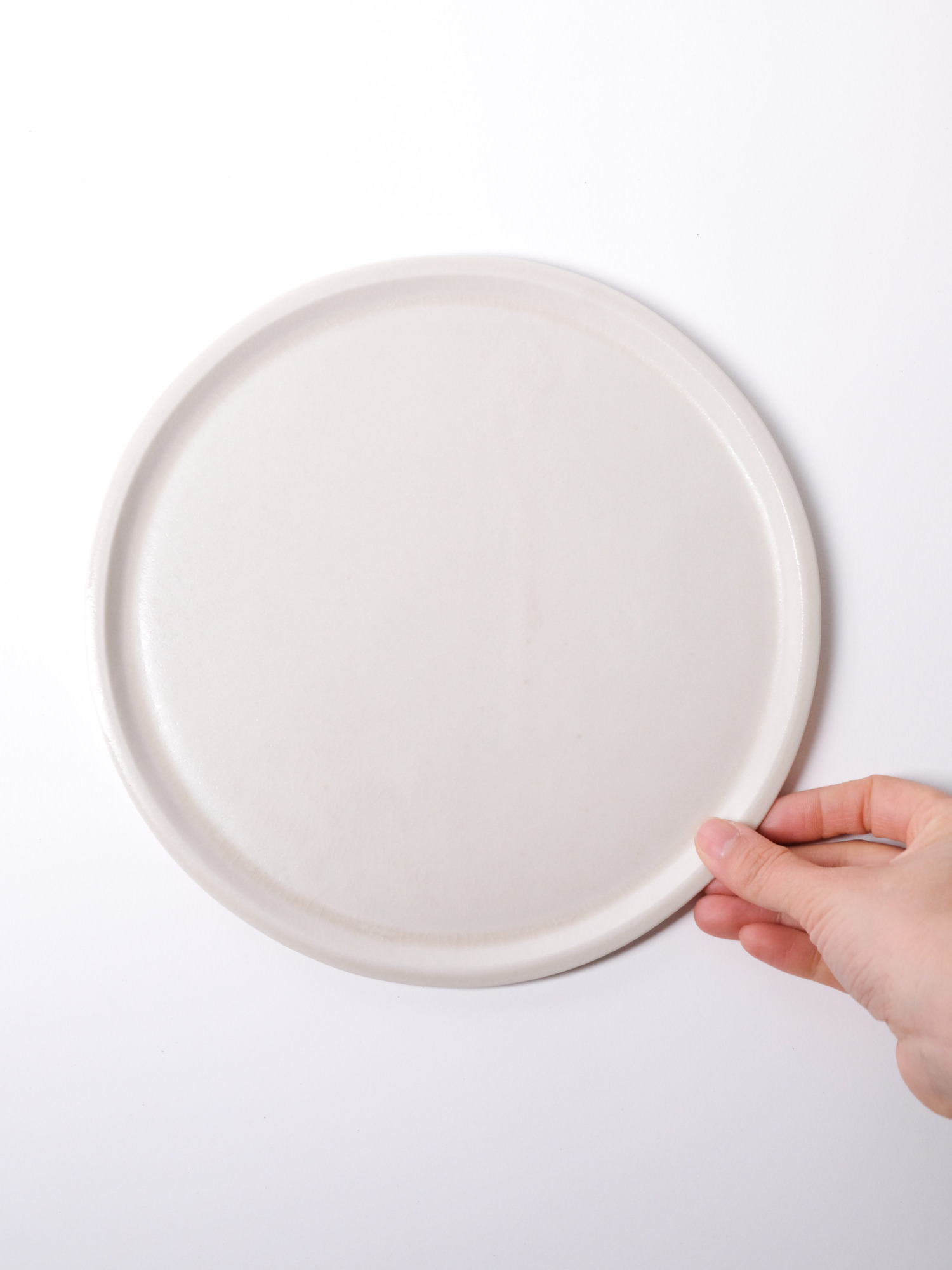 basic plate 23cm