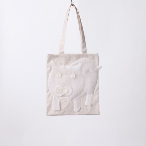 A4 TOTE（生成）/ ブタ