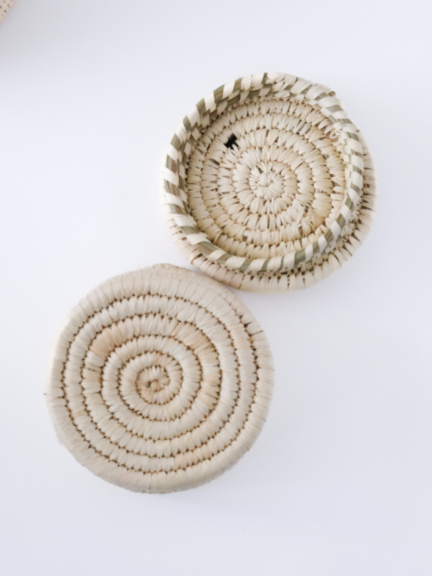 Sabai Lidded Basket S / Natural × Black