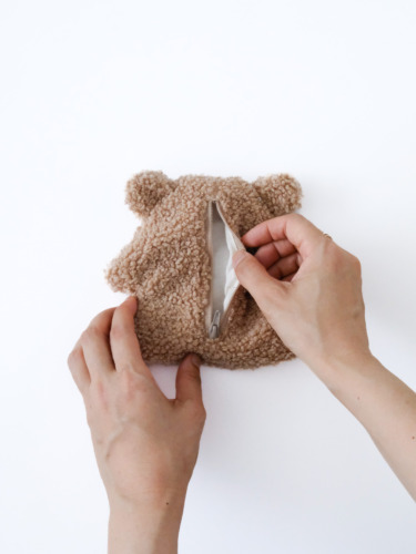 くまのポーチ / 茶