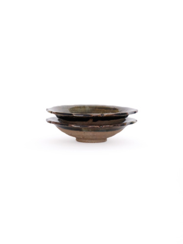 青灰稜花四寸皿