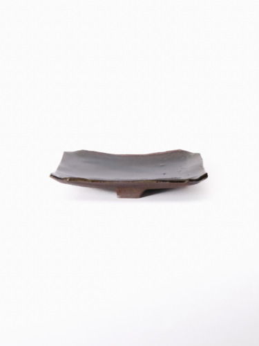 青灰隅切三ッ足皿