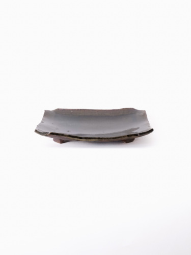 青灰隅切三ッ足皿