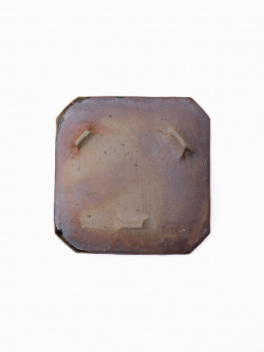 青灰隅切三ッ足皿