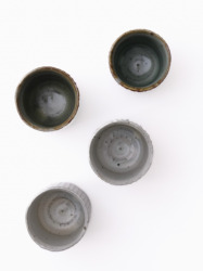 緑灰切立湯呑 / 鎬