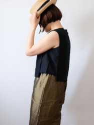 Hand Woven Sleeveless Top / Black