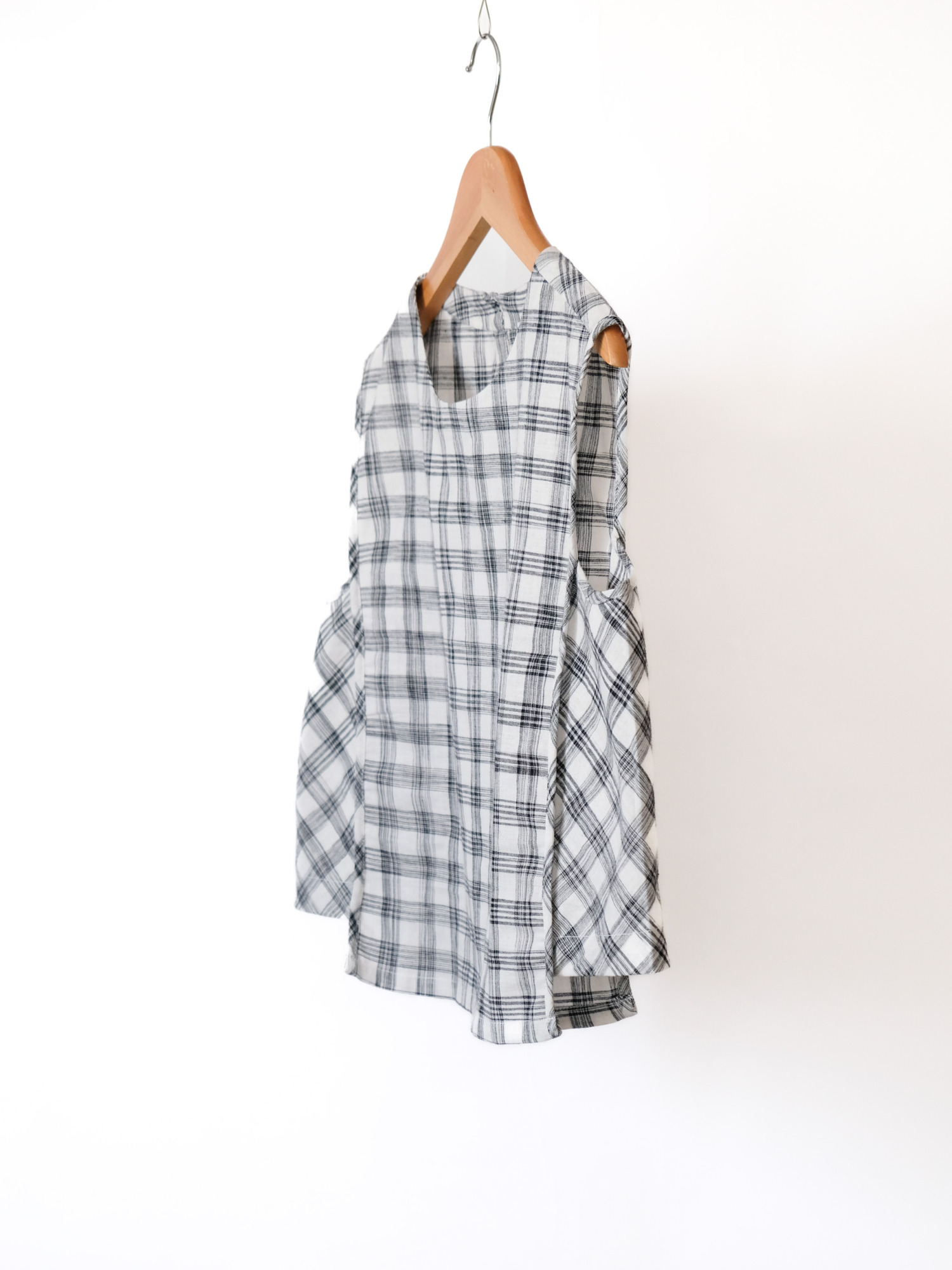 Hand Woven Sleeveless Top / Jharna Gingham