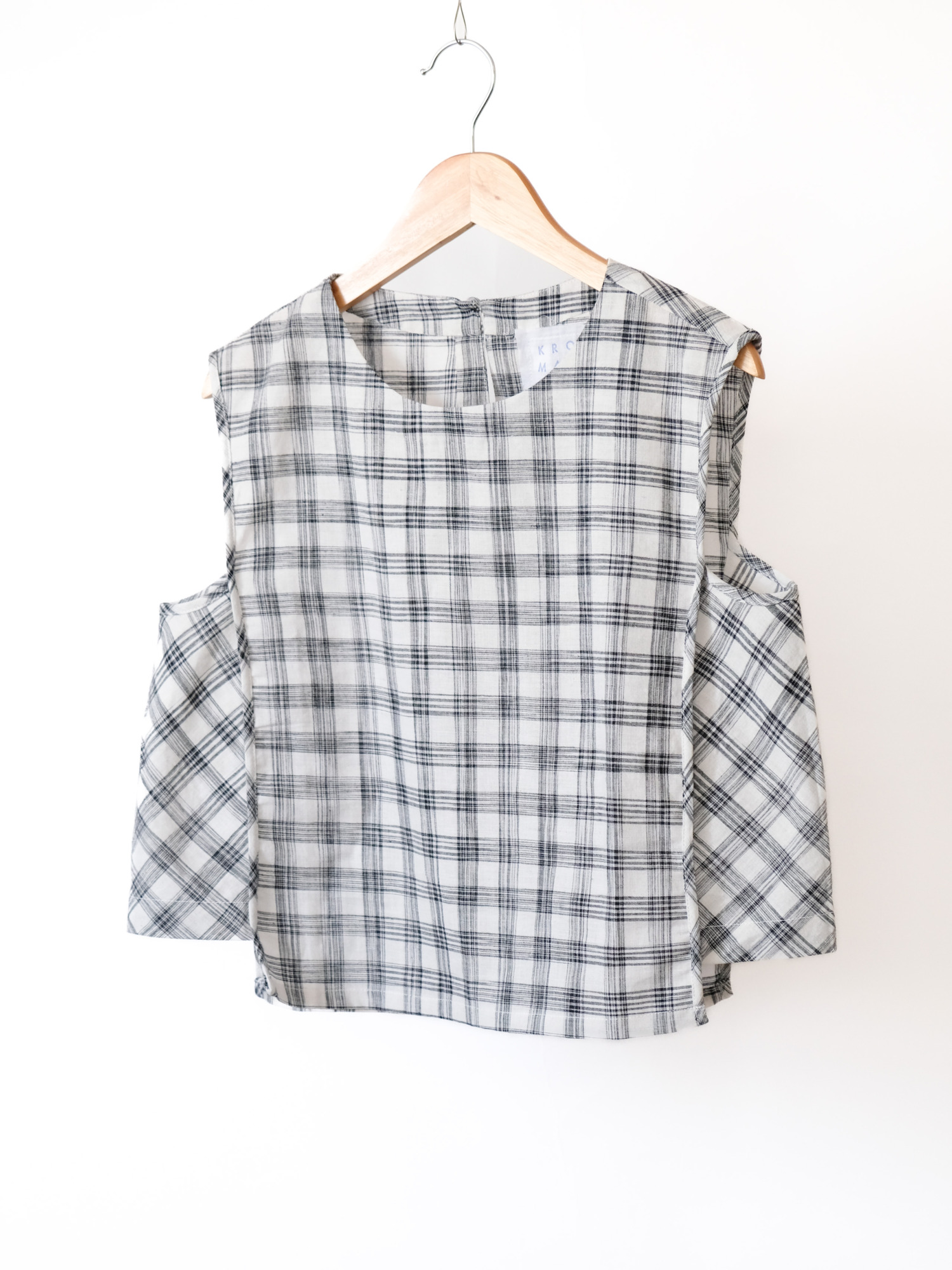 Hand Woven Sleeveless Top / Jharna Gingham