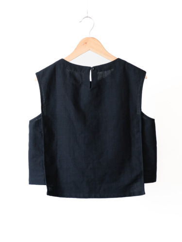 Hand Woven Sleeveless Top / Black