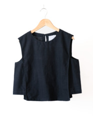 Hand Woven Sleeveless Top / Black