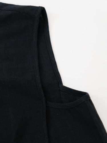 Hand Woven Sleeveless Top / Black