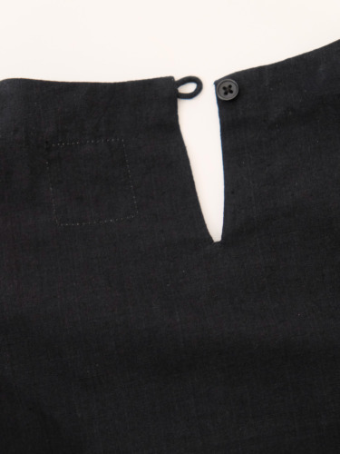 Hand Woven Sleeveless Top / Black