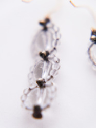 18Kフックピアス / 水晶3連